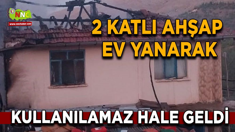 Afyon'da 2 katlı ev cayır cayır yandı