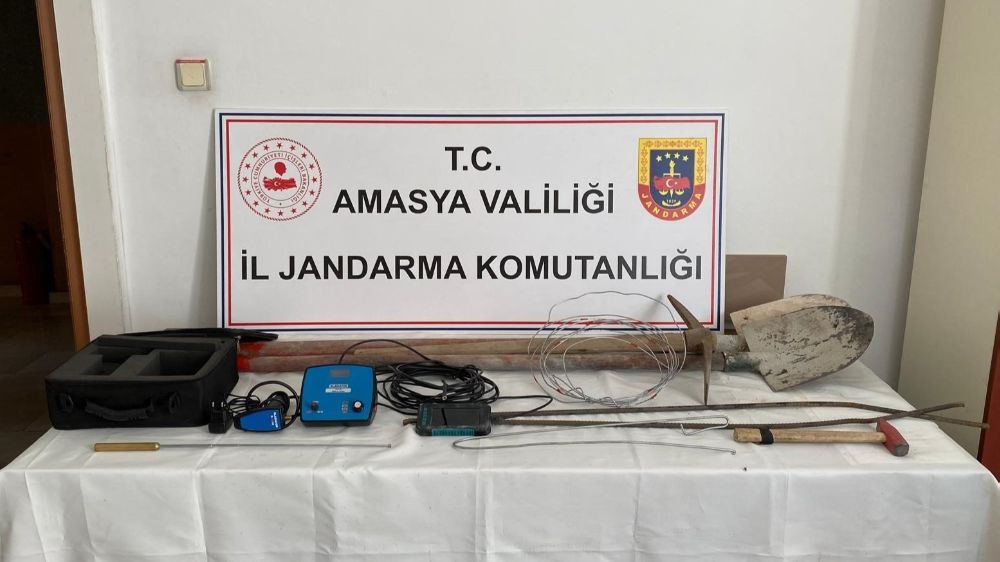  Amasya’da jandarma ekiplerinden operasyon 11 kişi yakalandı