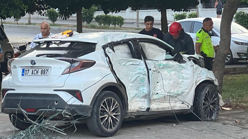Antalya'da kaza ölümden döndü