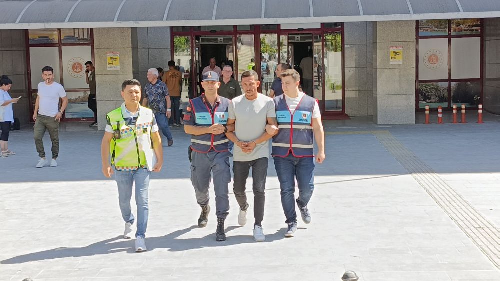 Antalya Manavgat 'ta Motora Çarpıp Kaçan Alkollü Sürücü  ifadesinde pes dedirtti 