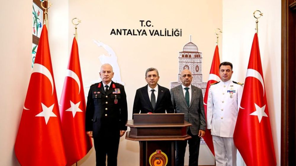 Antalya Valisi Hulusi Şahin Haziran ayında 11 bin olay meydana geldi ,6 şahıs yakalandı  