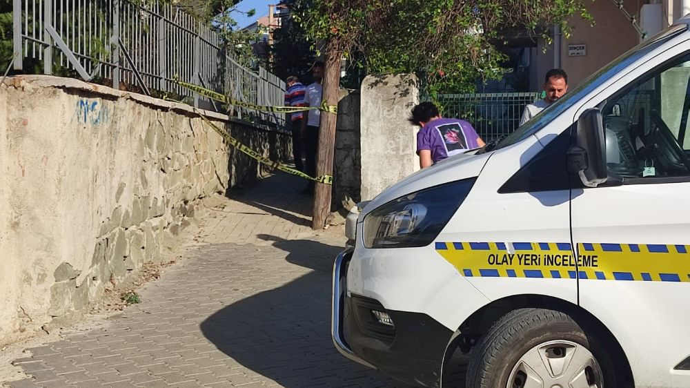 Edirne'de silahla vurulan adam yoldan geçen polisten yardım istedi 