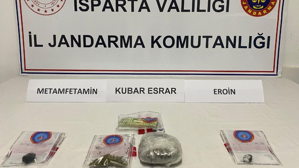 Isparta'da uyuşturucu operasyonu 2 şahıs yakalandı