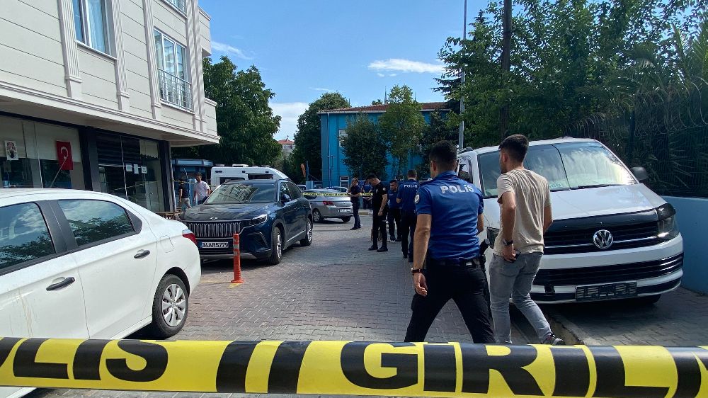 İstanbul'da iki grup arasında kavga: 1'i ağır 10 yaralı