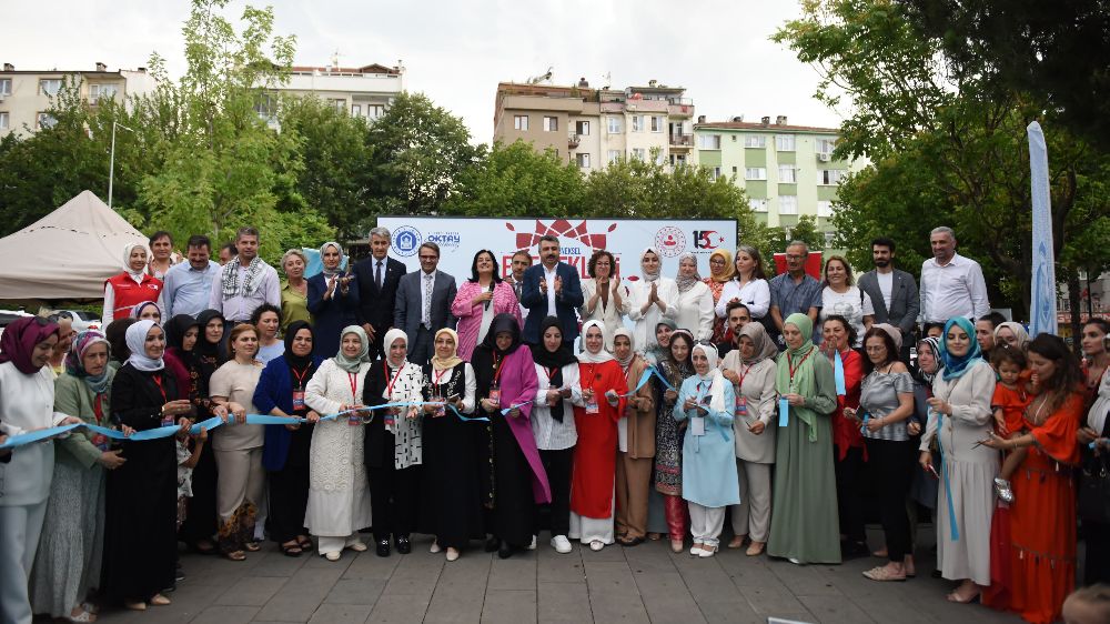 Kadın üretimi el emeği ürünler festivalde 