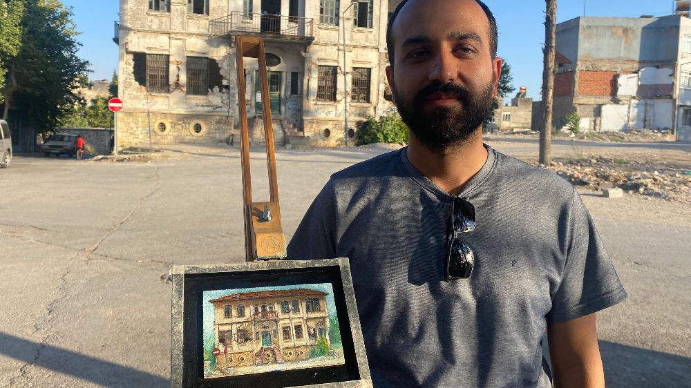 Kahramanmaraş'ta ressam Yunus Torun kültürünü çiziyor