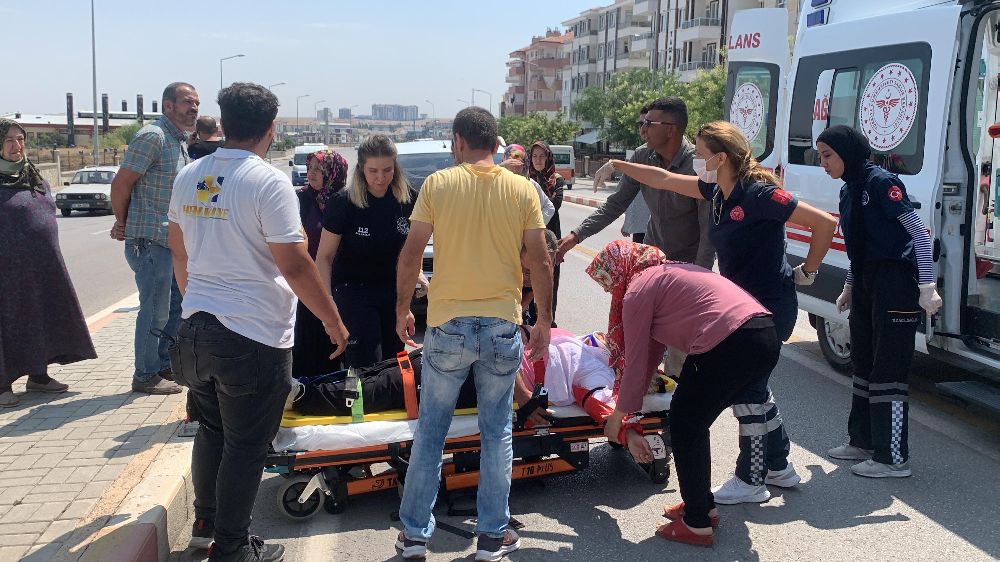 Karaman’da karşıya geçmeye çalışan kadın otomobil çarpması sonucu yaralandı