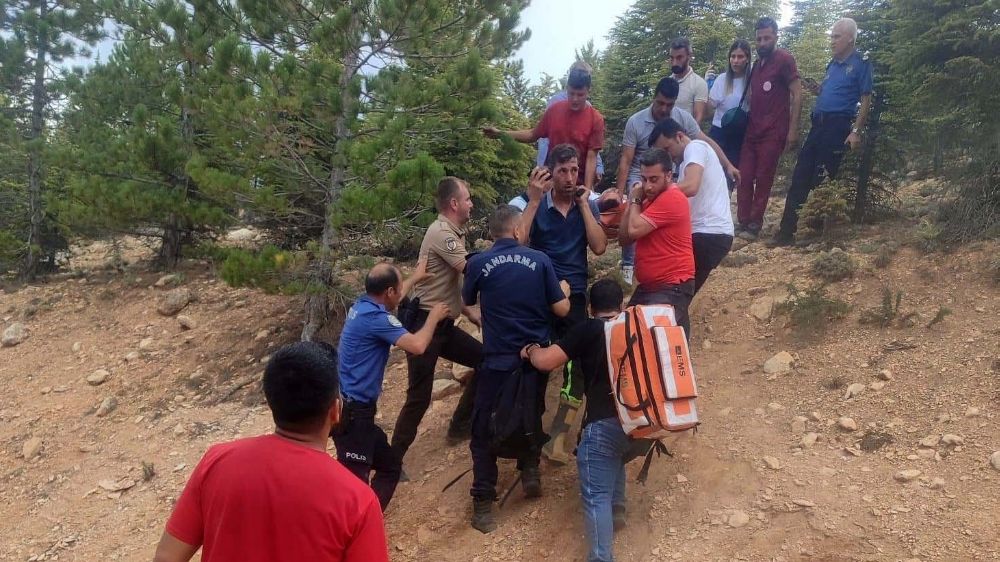 Karaman'da uçurumdan yuvarlanan araçta bulunan kadın hayatını kaybetti
