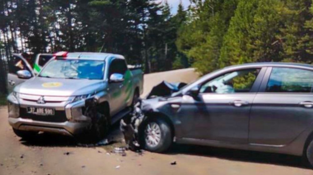  Kastamonu’da kaza 3 kişi yaralandı