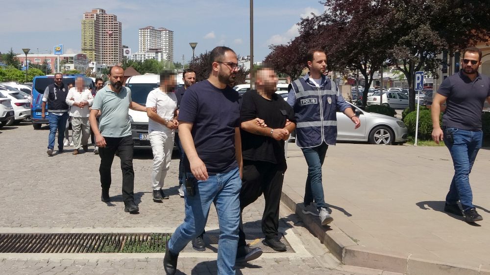 Kastamonu’da silahlı saldırıda hayatını kaybeden bir kişinin ardında 3 kişi tutuklandı 