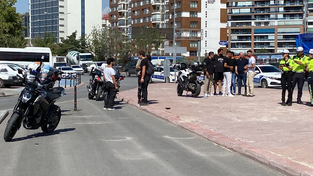 Konya'da kaza 1'i polis 2 kişi yaralandı