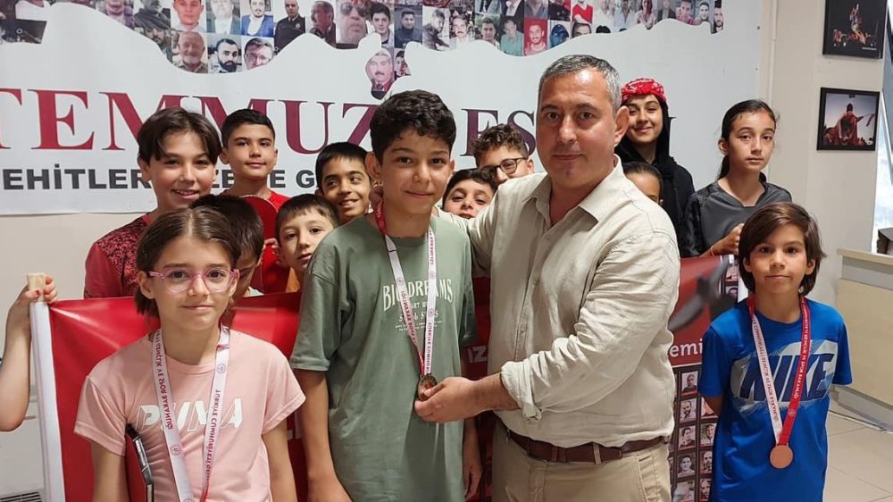 Menteşe'de 15 Temmuz Demokrasi ve Milli Birlik Günü Şehitleri Anma Masa Tenisi Turnuvası düzenlendi
