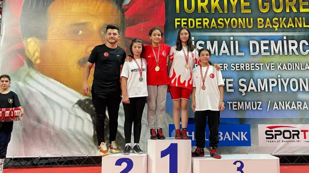 Nevşehir Belediyesi sporcusu Buğlem Kılıç  Türkiye Şampiyonu oldu