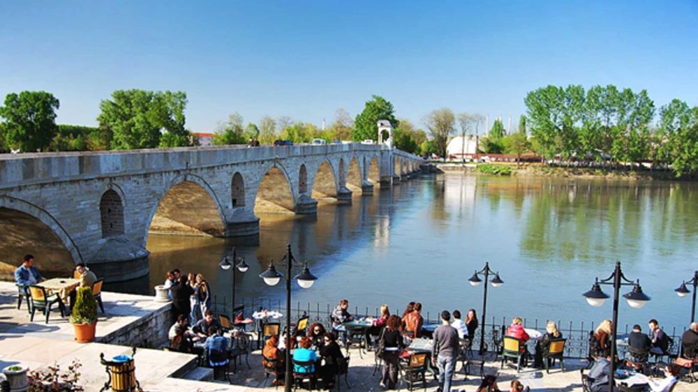 Yapay zeka Edirne'nin en güzel ilçesini açıkladı! Siz olsanız hangisini seçerdiniz?