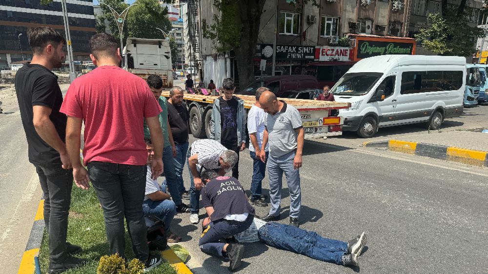 Zonguldak'ta kaza motosiklet yayaya çarptı