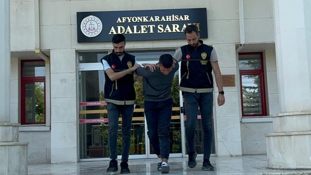 Afyonkarahisar'da eski kız arkadaşı öldürme iddiası edilen şüpheli tutuklandı