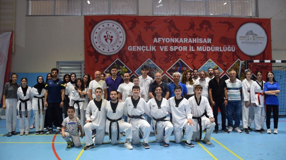 Afyonkarahisar'da taekwondo il seçmeleri tamamlandı