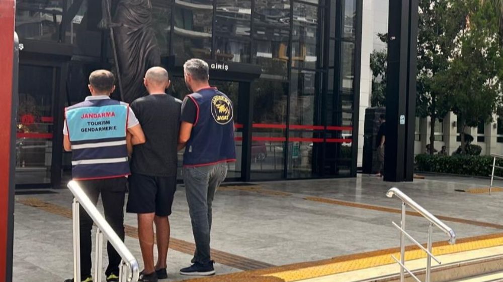  Alanya'da 16 yıl hapis cezasıyla aranan şahıs yakalandı