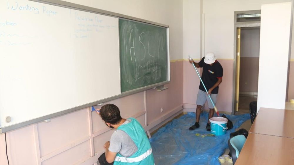 Antalya'da hükümlüler okulları yenileyip temizledi