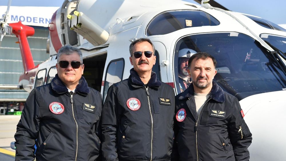 Başkan Görgün, GÖKBEY helikopteri ile tarihi bir uçuş gerçekleştirdi