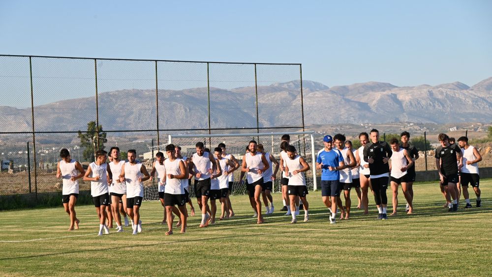 Başkan Kara'dan Belediyespor'a ziyaret