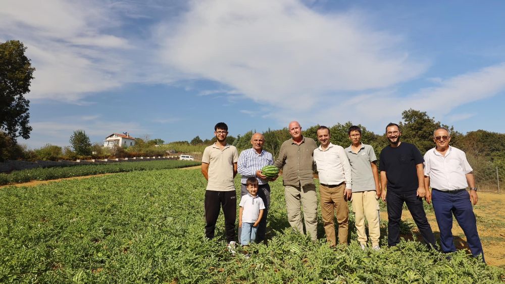 Başkan Şener Söğüt, "Her yıl ortalama 300 çiftçimize 30 ton civarında tohum desteği veriyoruz" 