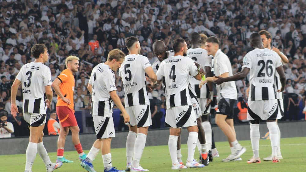 Beşiktaş, Galatasaray'ı devirdi Süper Kupa'yı 3. kez müzeye götürdü