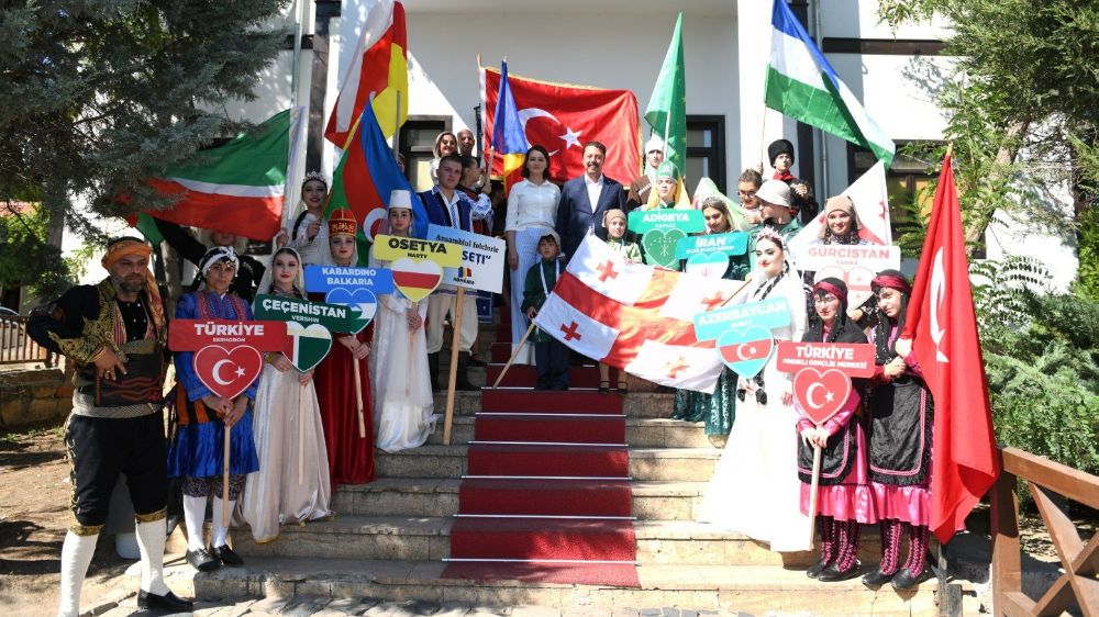 Beypazarı Halk Dansları ve Müzik festivali coşkuyla başladı