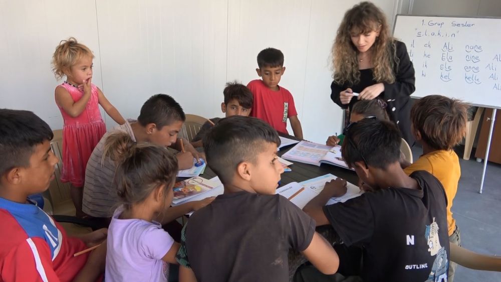 Çocuklar aileleri fındık toplarken, hem eğitim görecek hem de eğlenecek