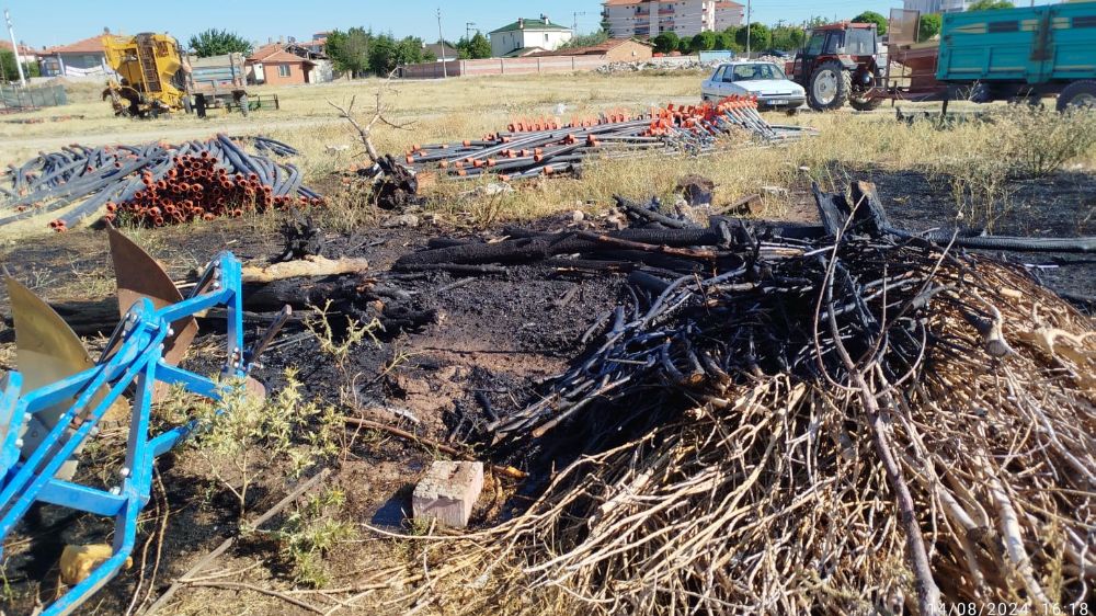 Çorum'da çakmakla oynayan çocuklar yangına neden oldu