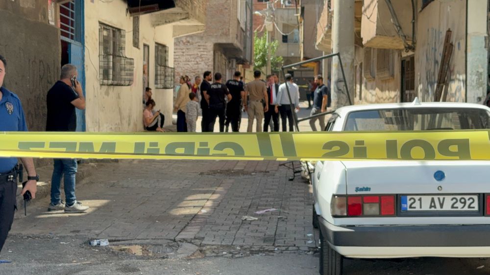 Diyarbakır'da pompalı tüfekle kavga 1 kişi yaralandı 