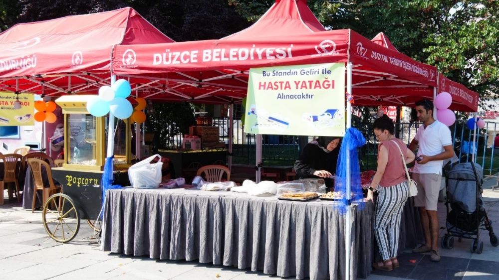 Düzce Belediyesi Sosyal Yardım İşleri Müdürlüğü yürükleri ısıtan stantlarını açtı 