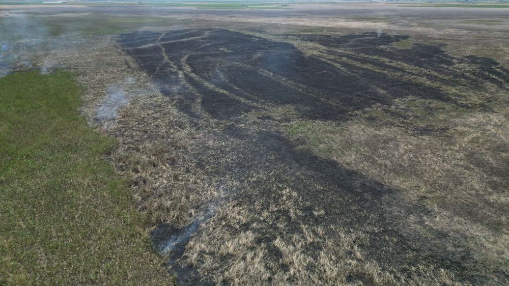 Eber Gölü'nün yanan bölümü dron ile havadan görüntülendi