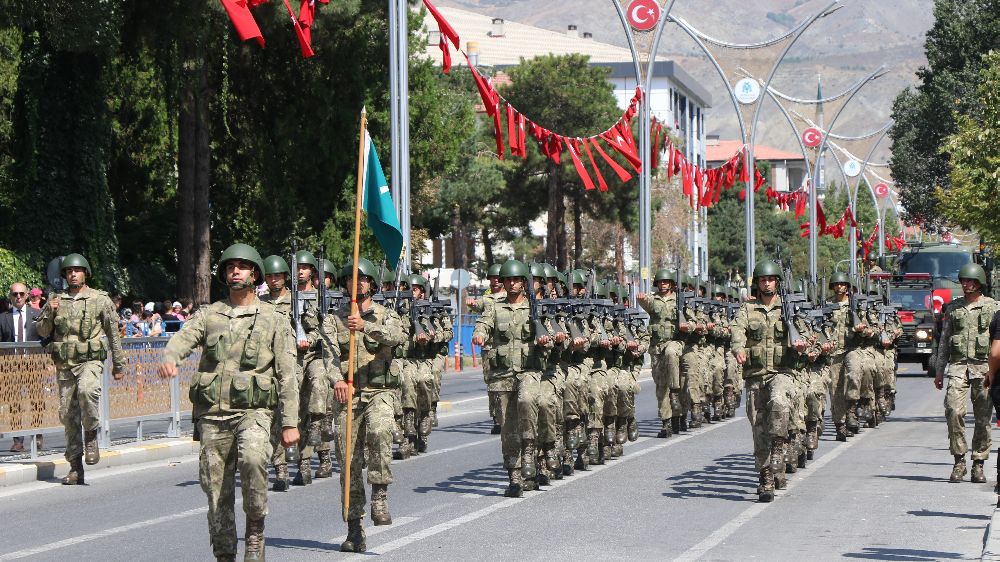  Erzincan’da 30 Ağustos Zafer Bayramı 102'inci yıl dönümü kutlama programı düzenlendi 