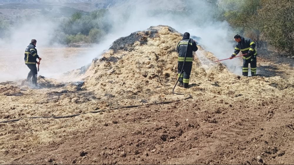 Erzincan'da saman yangın Ekipler seferber oldu