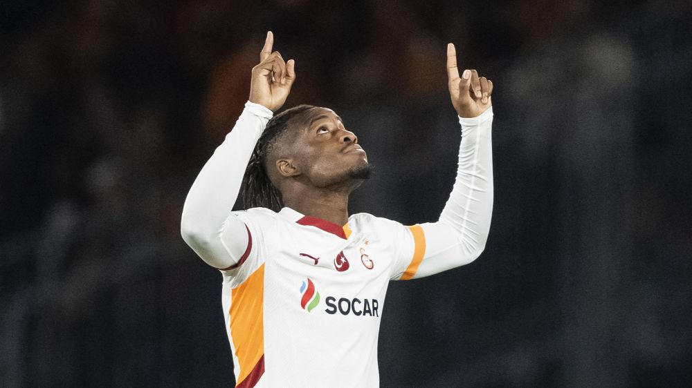 Galatasaray'ı maça Batshuayi’den tutundurdu, Sarı kırmızılı ekibin Avrupa'daki ilk gollerini kaydetti.