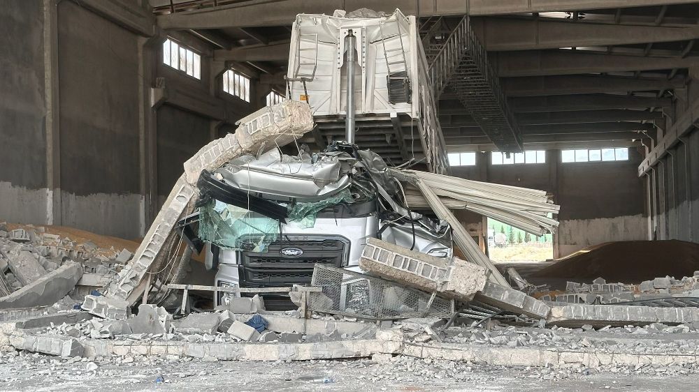 Gaziantep'te açık unutulan tır damperi can aldı 