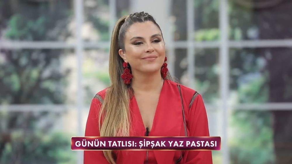 Gelinim Mutfakta Şipşak Yaz Pastası tarifini merak edenler! İşte Şipşak Yaz Pastası tarifi