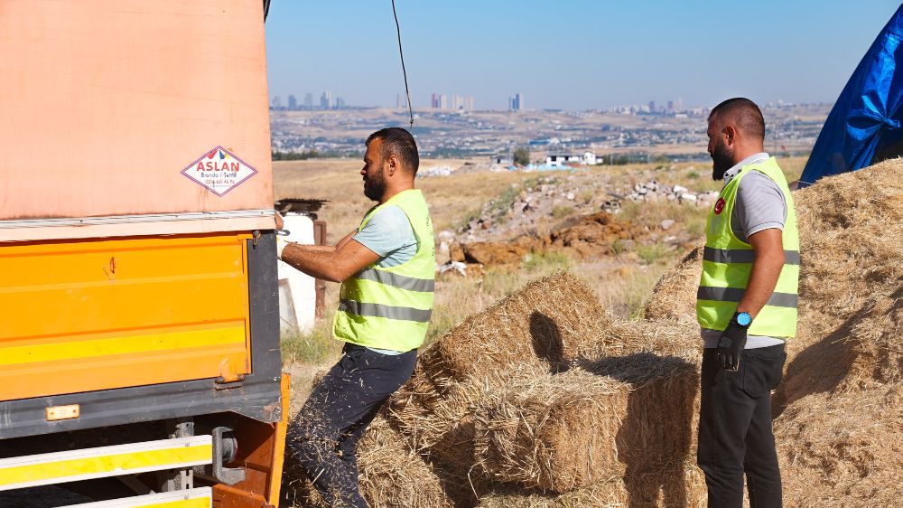 Gölbaşı Belediyesi’nden çiftçiye destek 