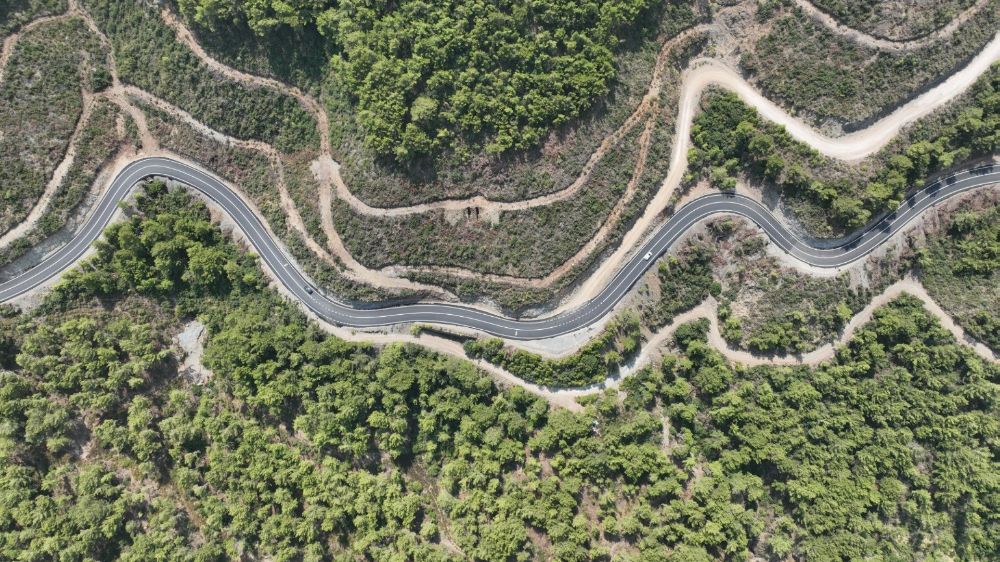 Hatay'da  bağlantı yolu çalışması 35 günde tamamlandı