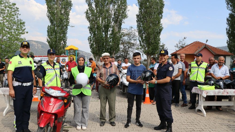 Jandarma “Köy Yolunda Trafikte Her şey Yolunda" projesini tanıttı