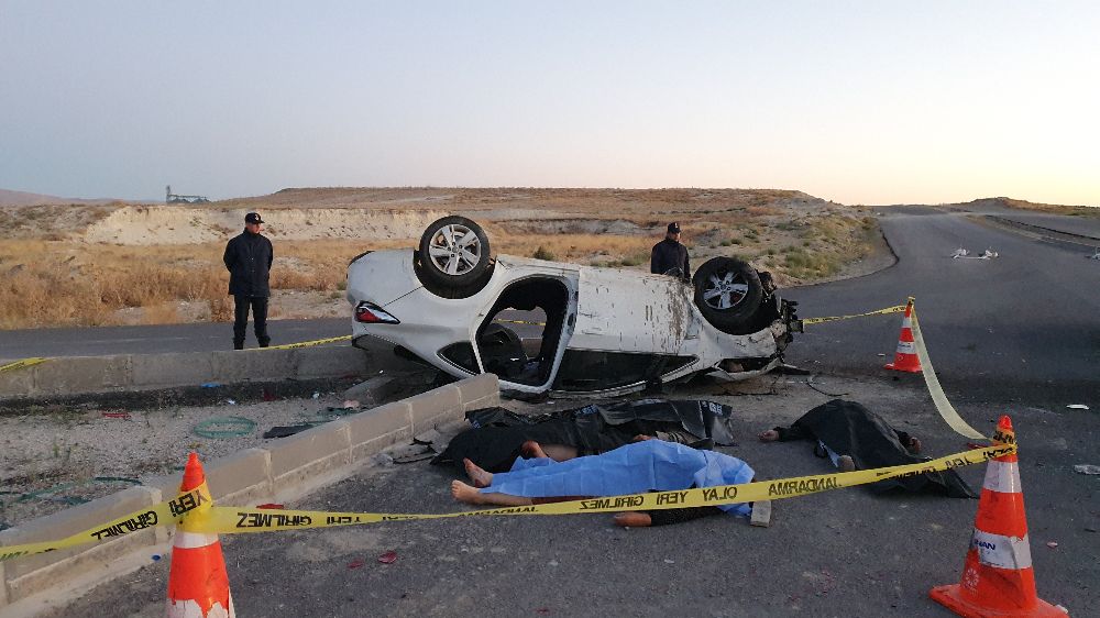 Kayseri'de feci kaza; cenazeye giden araçta 4 kişi öldü 2 kişi yaralandı 