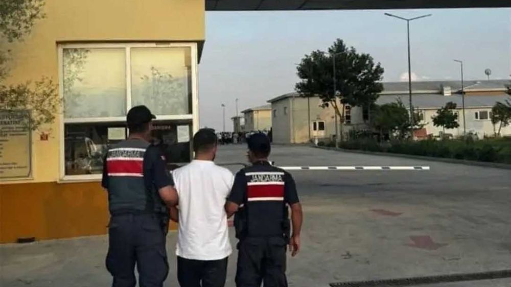 Kırklareli'nde jandarma ekiplerince aranan şahıslar yakalandılar