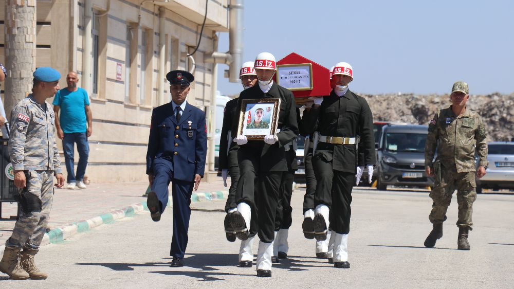 KKTC askeri araç kazasında şehit olan Piyade Er Uğurcan Işık'a veda 