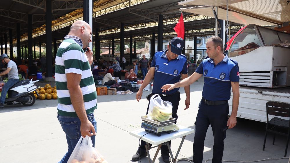 Nazilli Belediyesi Zabıta Müdürlüğü  denetimlerine  devam ediyor