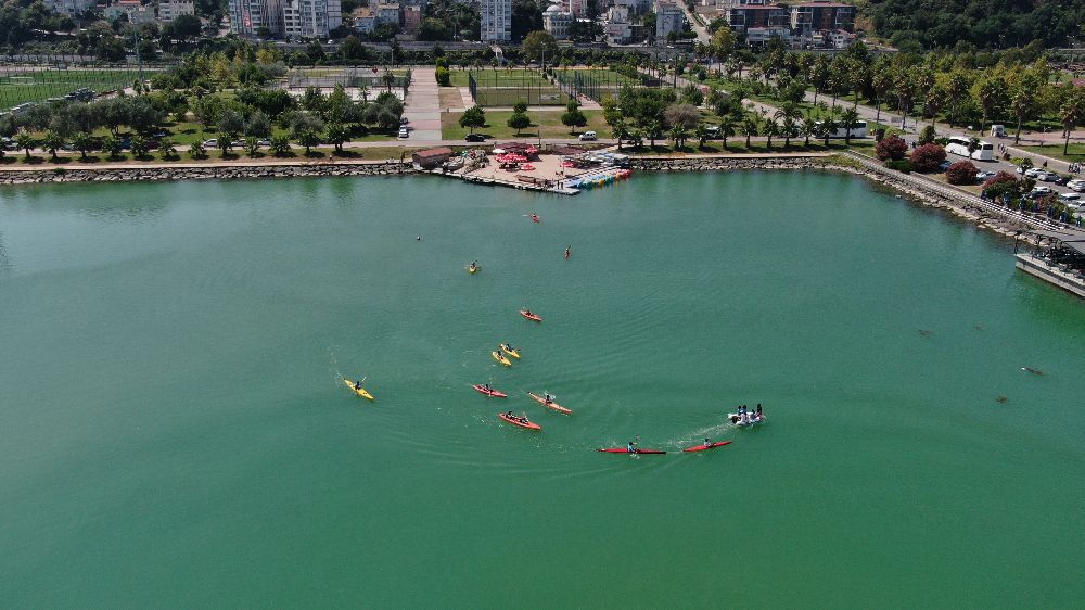 Samsun Büyükşehir Belediyesi, ücretsiz “kano” eğitimi veriyor