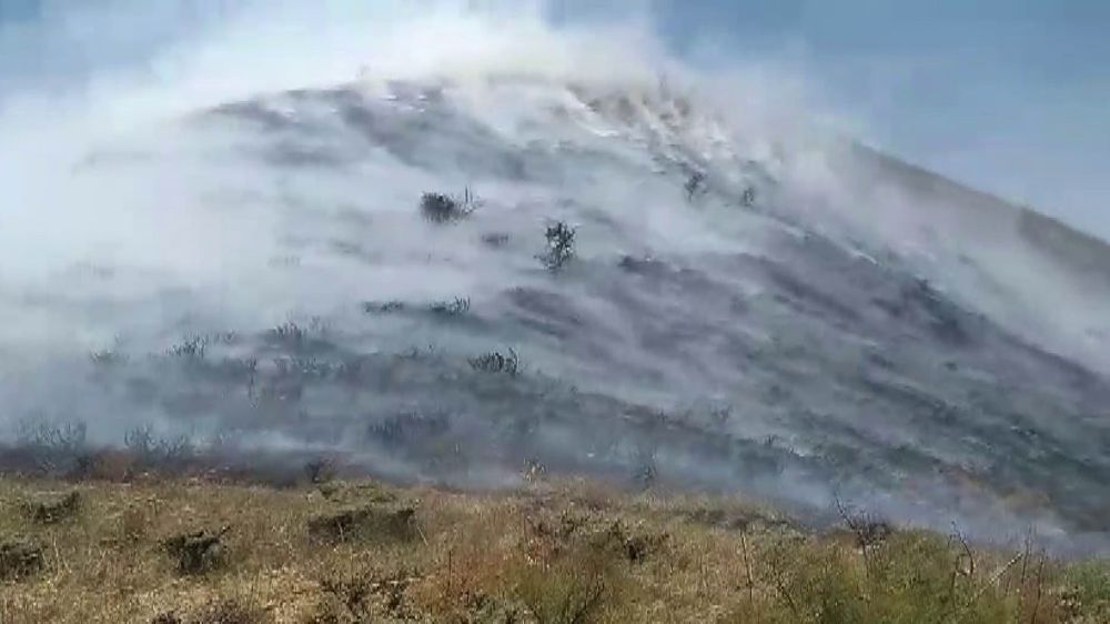 Tunceli’de otluk alanda yangın çıktı