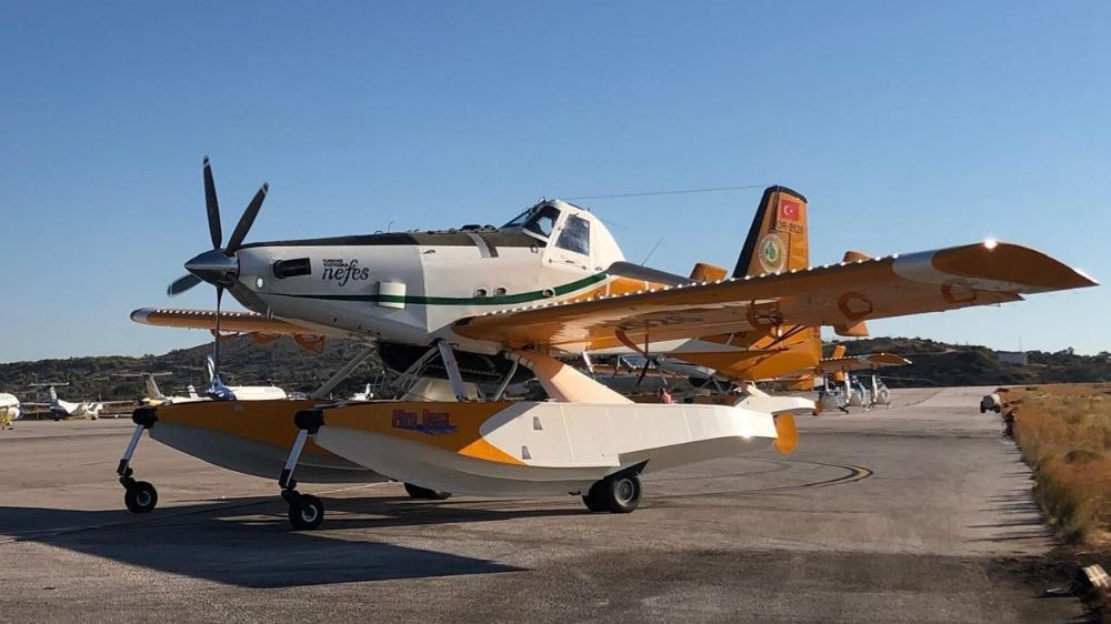  Türkiye'den yardım için gönderilen  uçaklar ve helikopter Yunanistan'a ulaştı