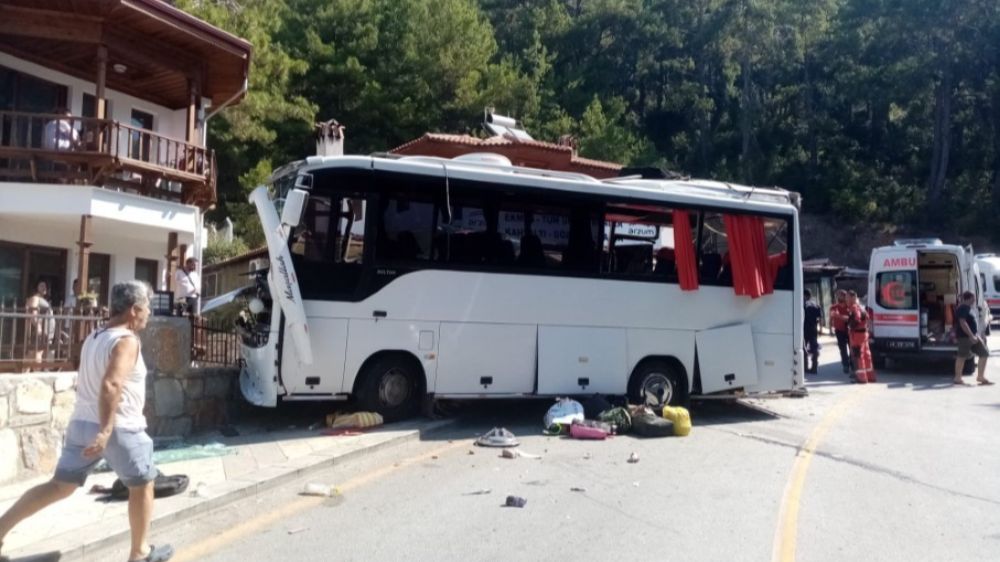  55 gündür yaşam savaşı veren eczacının ölümüyle tur otobüsü kazasında ölü sayısı 4'e yükseldi