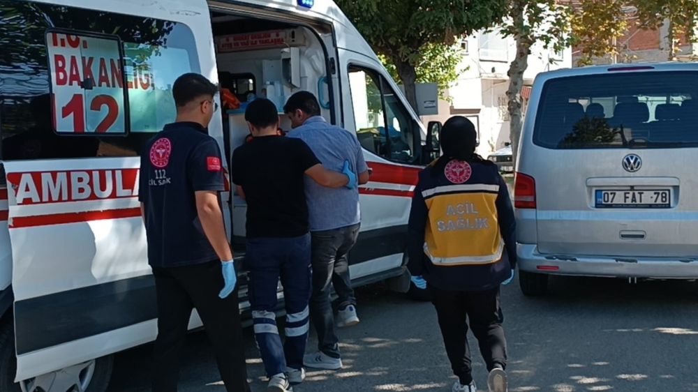 Adıyaman'da kaza iki otomobil çarpıştı 1 yaralı